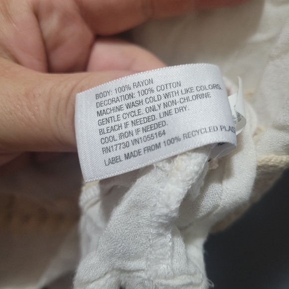 Merona Cream Colored Sleeveless Top S - Picture 4 of 6